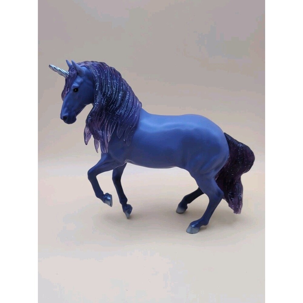 Breyer Stablemates Purple Unicorn Glitter Dazzling Cliffs Surprise Alborozo